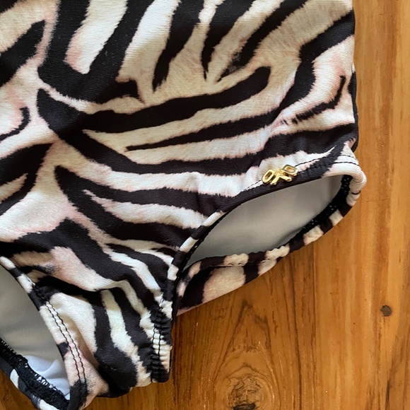 Kids PilyQ Tiger Print Swimsuit Size 2 - Picture 3 of 4